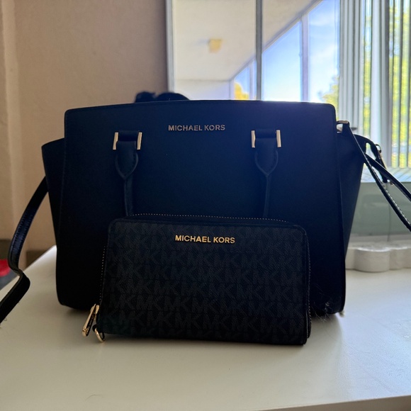 Black Michael Kors Bag & Wallet - Picture 1 of 6